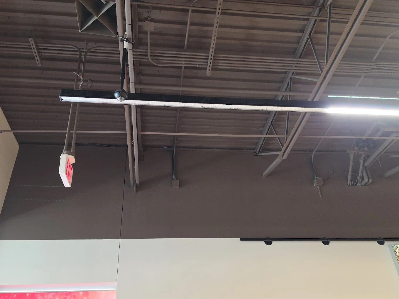 Commercial lighting
